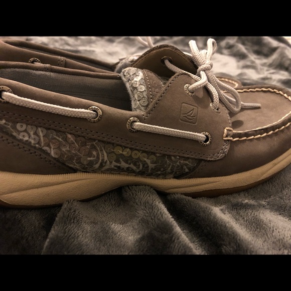 Sperry’s - Picture 2 of 4